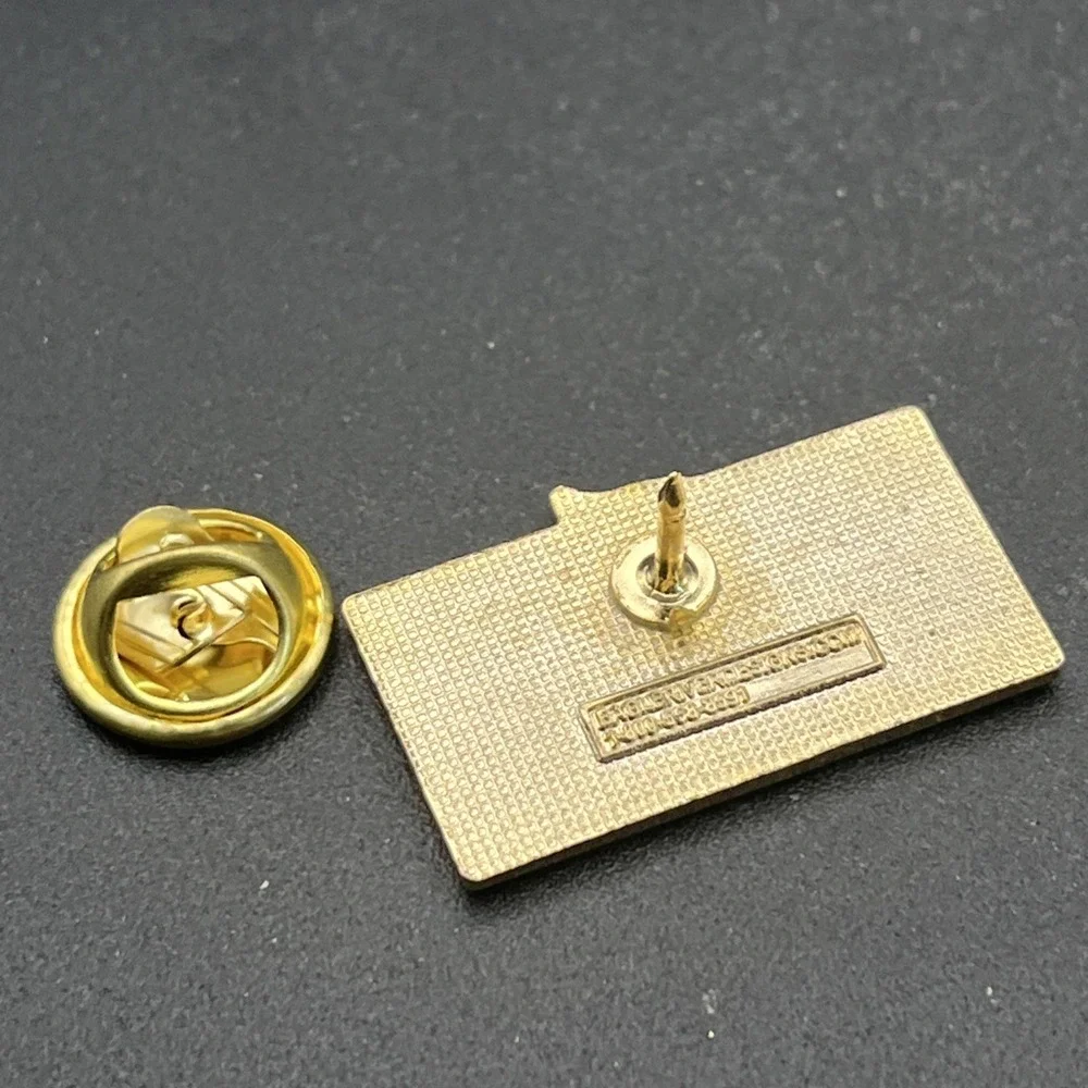Cape Perpetua Oregon Coast‎ Whale Lapel Hat Pin